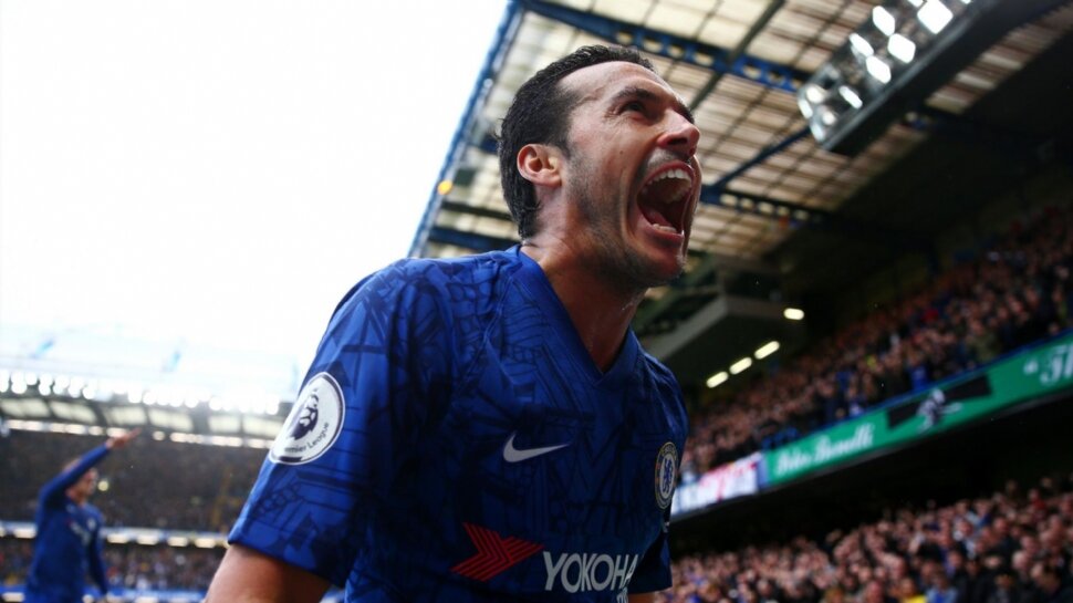 Chelsea strengthen grip on fourth with Everton thrashing