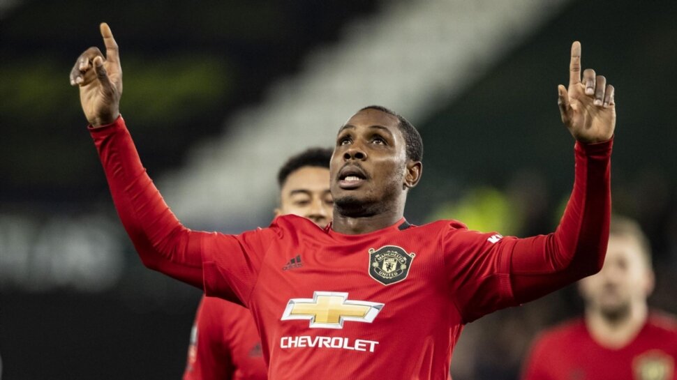 Ighalo double leads Man United into quarter-finals