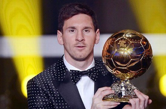 Euro 2012 News - Messi_lands_Ballon_d'Or_prize