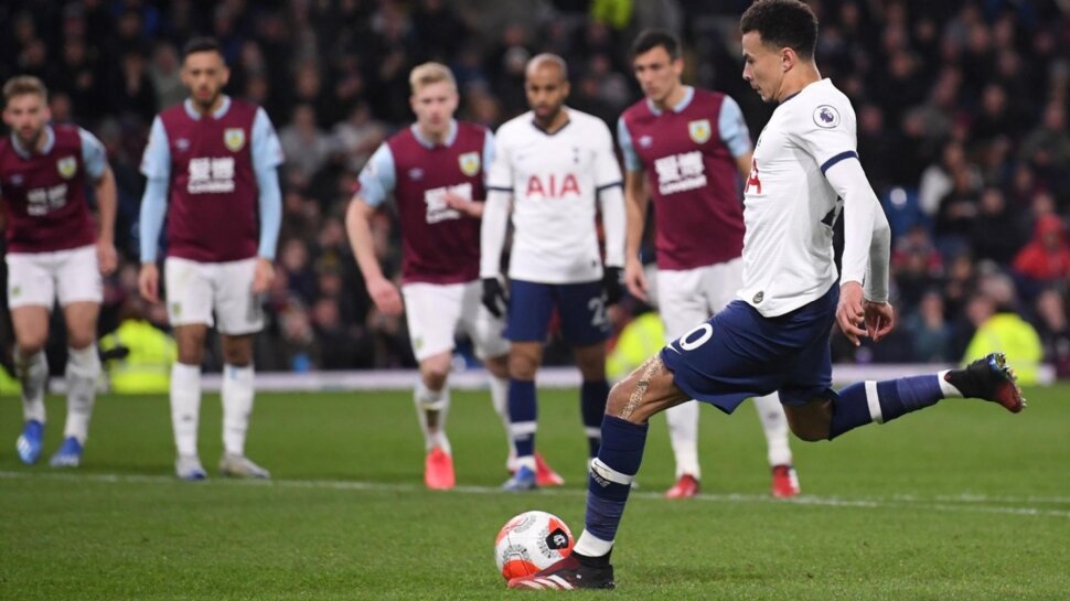 Alli penalty earns Spurs 1-1 draw at Burnley